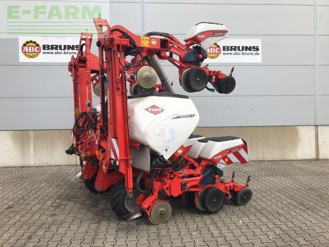 Kuhn maxima 3 rt - Tikslaus išsėjimo sėjamoji: foto 2 Kuhn maxima 3 rt - Tikslaus išsėjimo sėjamoji: foto 2