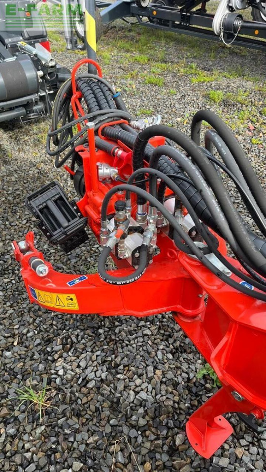 Kuhn merge maxx 950 - Šieno grėblys/ Vartytuvas: foto 5 Kuhn merge maxx 950 - Šieno grėblys/ Vartytuvas: foto 5