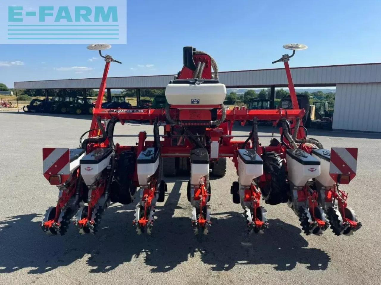 Kuhn planter 3 ts - Tikslaus išsėjimo sėjamoji: foto 4 Kuhn planter 3 ts - Tikslaus išsėjimo sėjamoji: foto 4