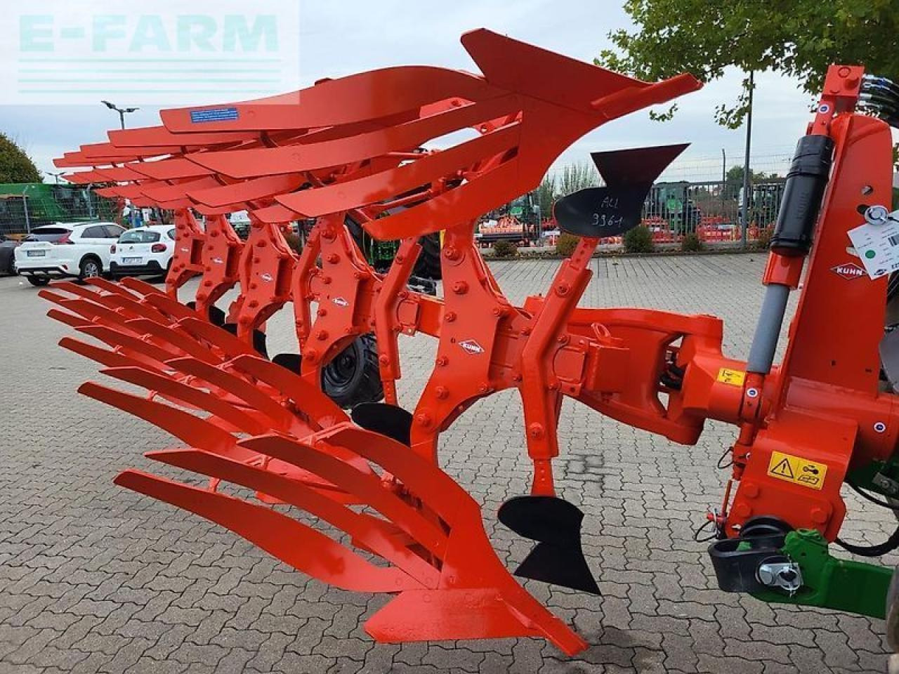 Kuhn vari-master 153 4e+1 - Plūgas: foto 3 Kuhn vari-master 153 4e+1 - Plūgas: foto 3