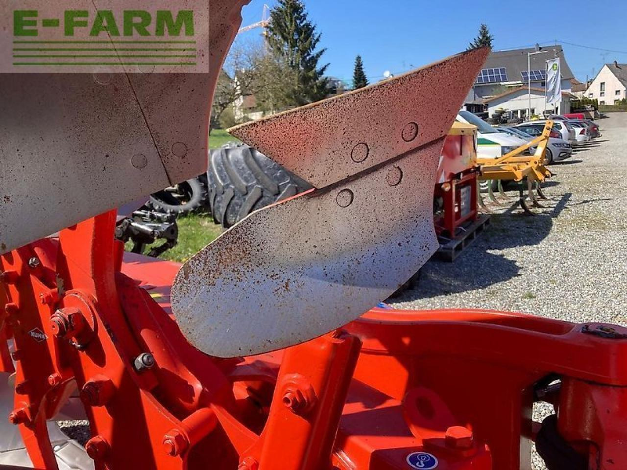 Kuhn vari-master 153 5e/6t96 - Plūgas: foto 4 Kuhn vari-master 153 5e/6t96 - Plūgas: foto 4
