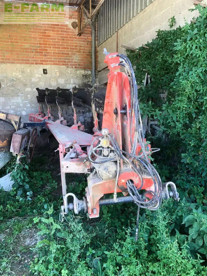 Kuhn vari master 153 - Plūgas: foto 1 Kuhn vari master 153 - Plūgas: foto 1