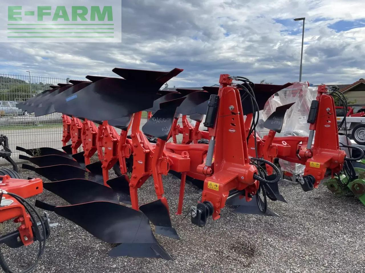 Kuhn varimaster 153 4e5t - Plūgas: foto 1 Kuhn varimaster 153 4e5t - Plūgas: foto 1