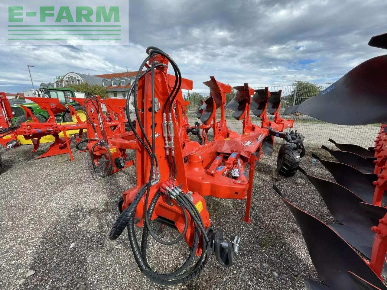 Kuhn varimaster 153 4e5t - Plūgas: foto 2 Kuhn varimaster 153 4e5t - Plūgas: foto 2
