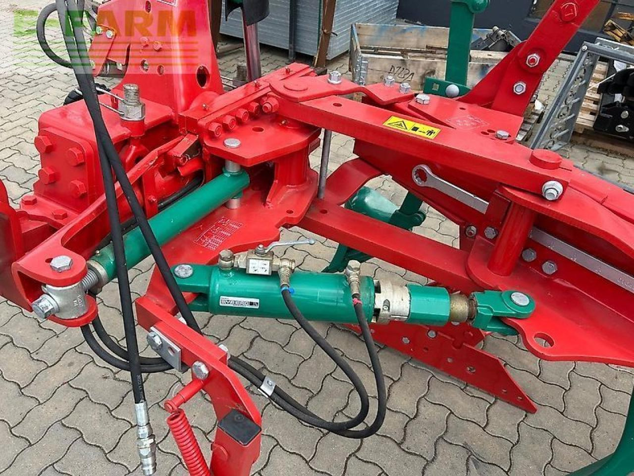 Kverneland ld - Plūgas: foto 2 Kverneland ld - Plūgas: foto 2