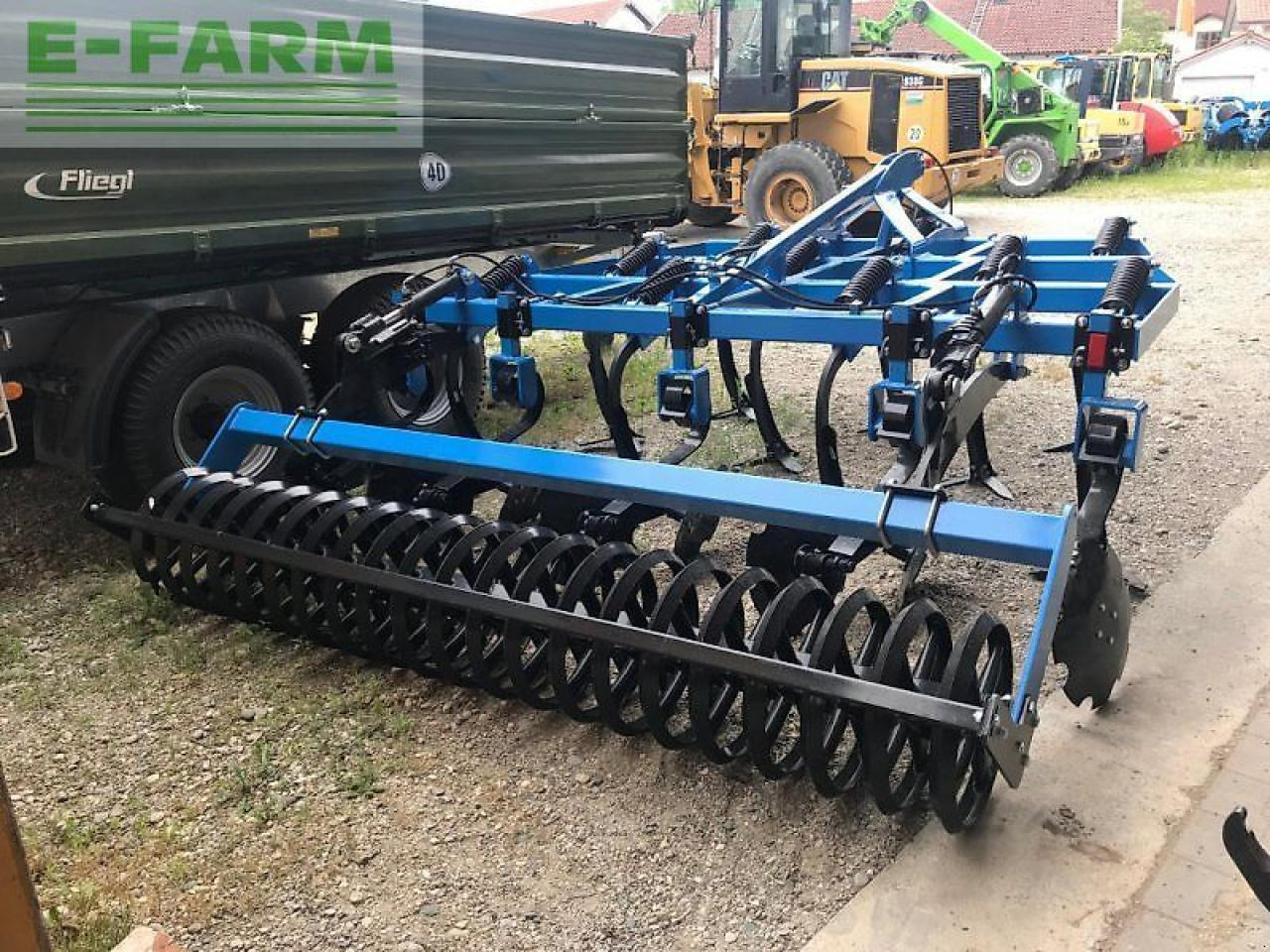 Lemken Flügelschargrubber 3,2m mit Dachringwalze hydr Tiefeneinstellung - Kultivatorius: foto 3 Lemken Flügelschargrubber 3,2m mit Dachringwalze hydr Tiefeneinstellung - Kultivatorius: foto 3