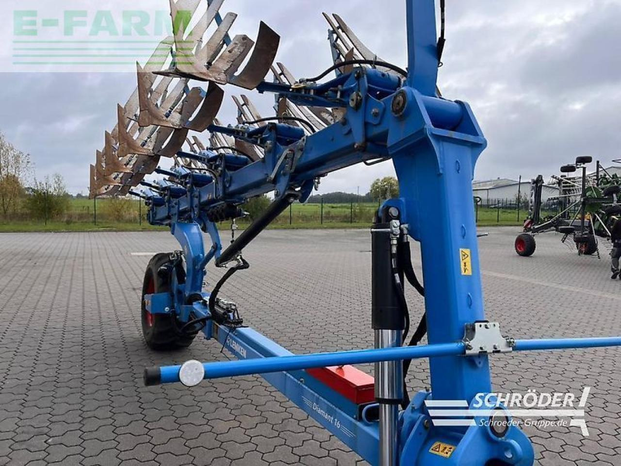 Lemken diamant 16 v u - vorführer - Plūgas: foto 3 Lemken diamant 16 v u - vorführer - Plūgas: foto 3
