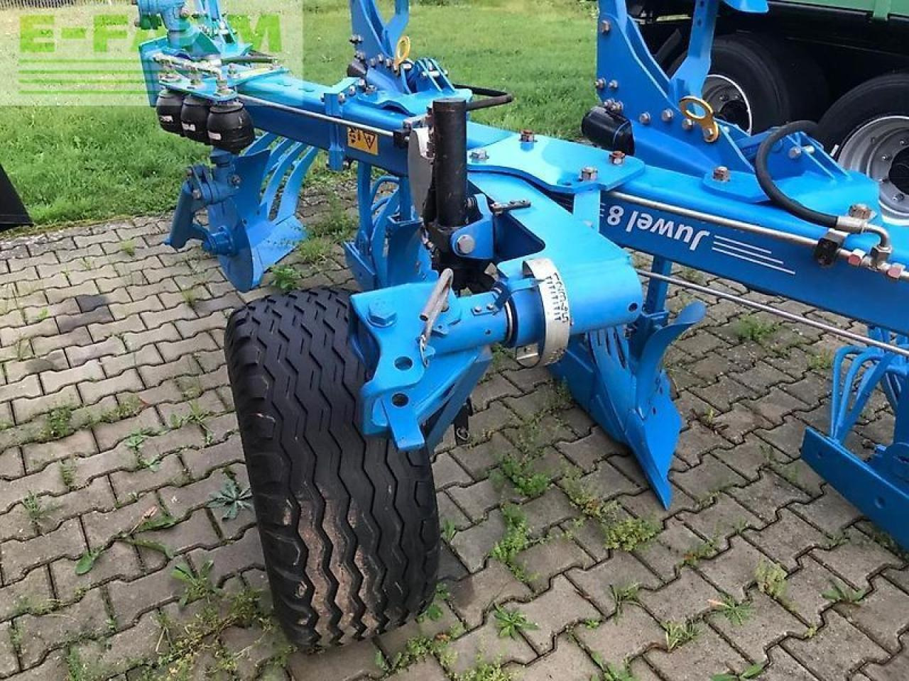Lemken juwel 8m - Plūgas: foto 5 Lemken juwel 8m - Plūgas: foto 5