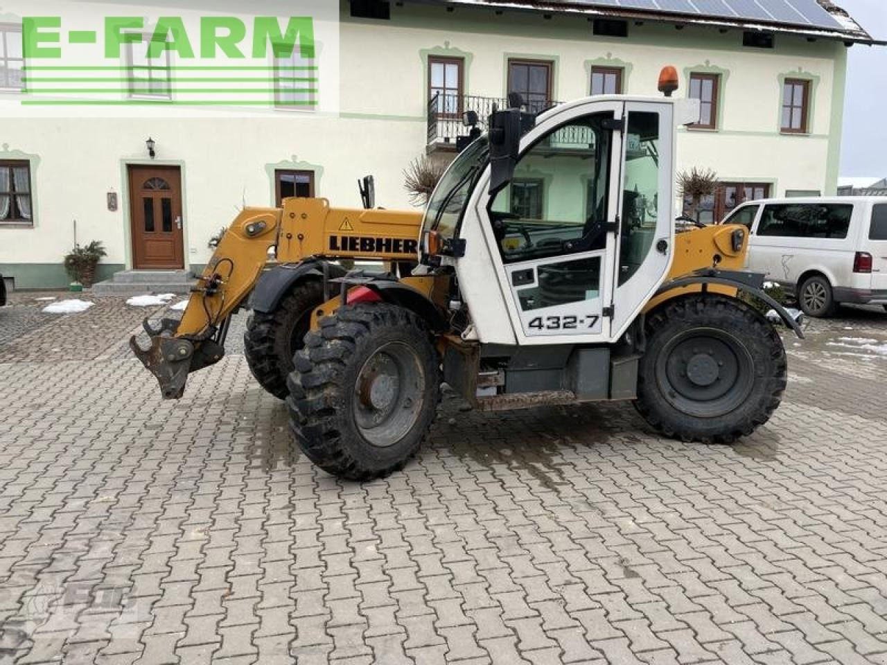 Liebherr tl 432-7 - Teleskopinis krautuvas: foto 1 Liebherr tl 432-7 - Teleskopinis krautuvas: foto 1