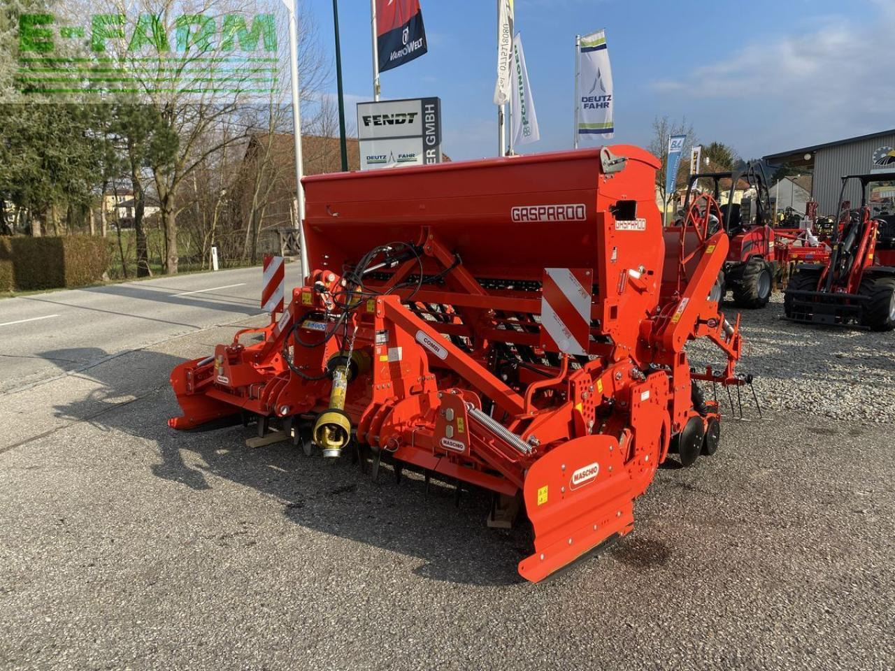 Maschio dominator 3000 combi2 + dama 300 - 24 - Kombinuota sėjamoji: foto 1 Maschio dominator 3000 combi2 + dama 300 - 24 - Kombinuota sėjamoji: foto 1