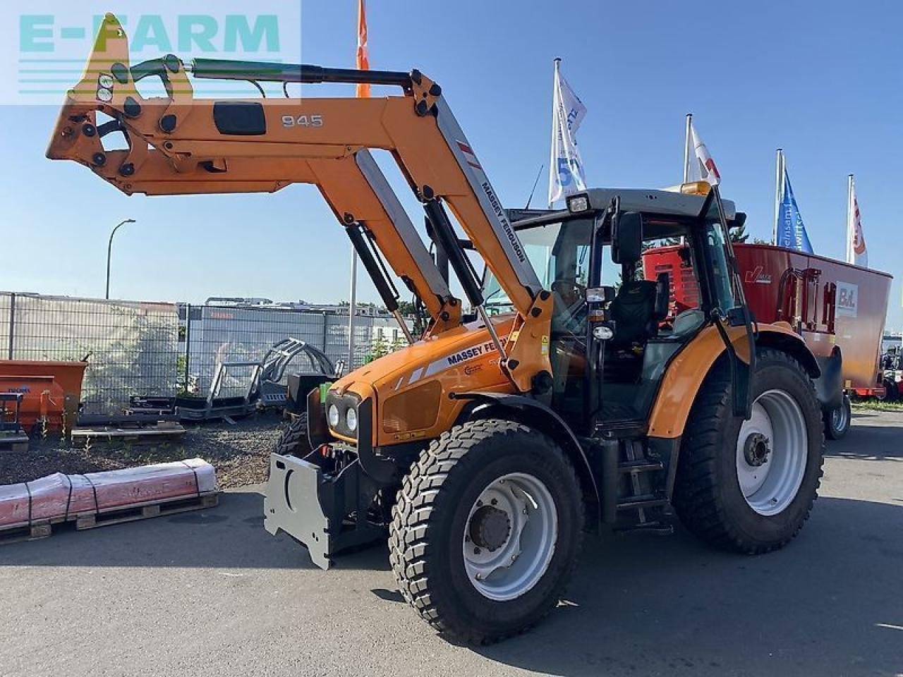 Massey Ferguson 5435 top zustand - Traktorius: foto 3 Massey Ferguson 5435 top zustand - Traktorius: foto 3