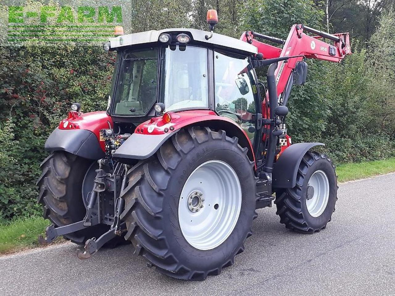 Massey Ferguson 5713 sl - Traktorius: foto 5 Massey Ferguson 5713 sl - Traktorius: foto 5