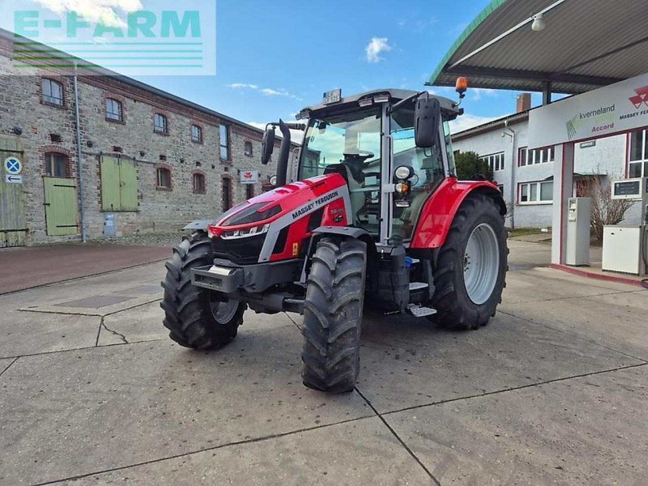 Traktorius Massey Ferguson 5s.125 dyna-4 essential Essential: foto 11