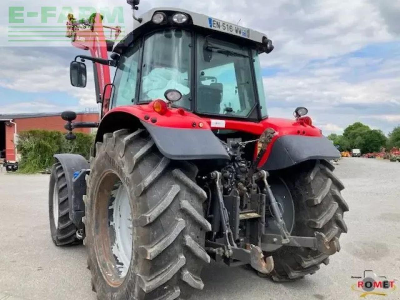Massey Ferguson 6713 s d6 ef - Traktorius: foto 4 Massey Ferguson 6713 s d6 ef - Traktorius: foto 4