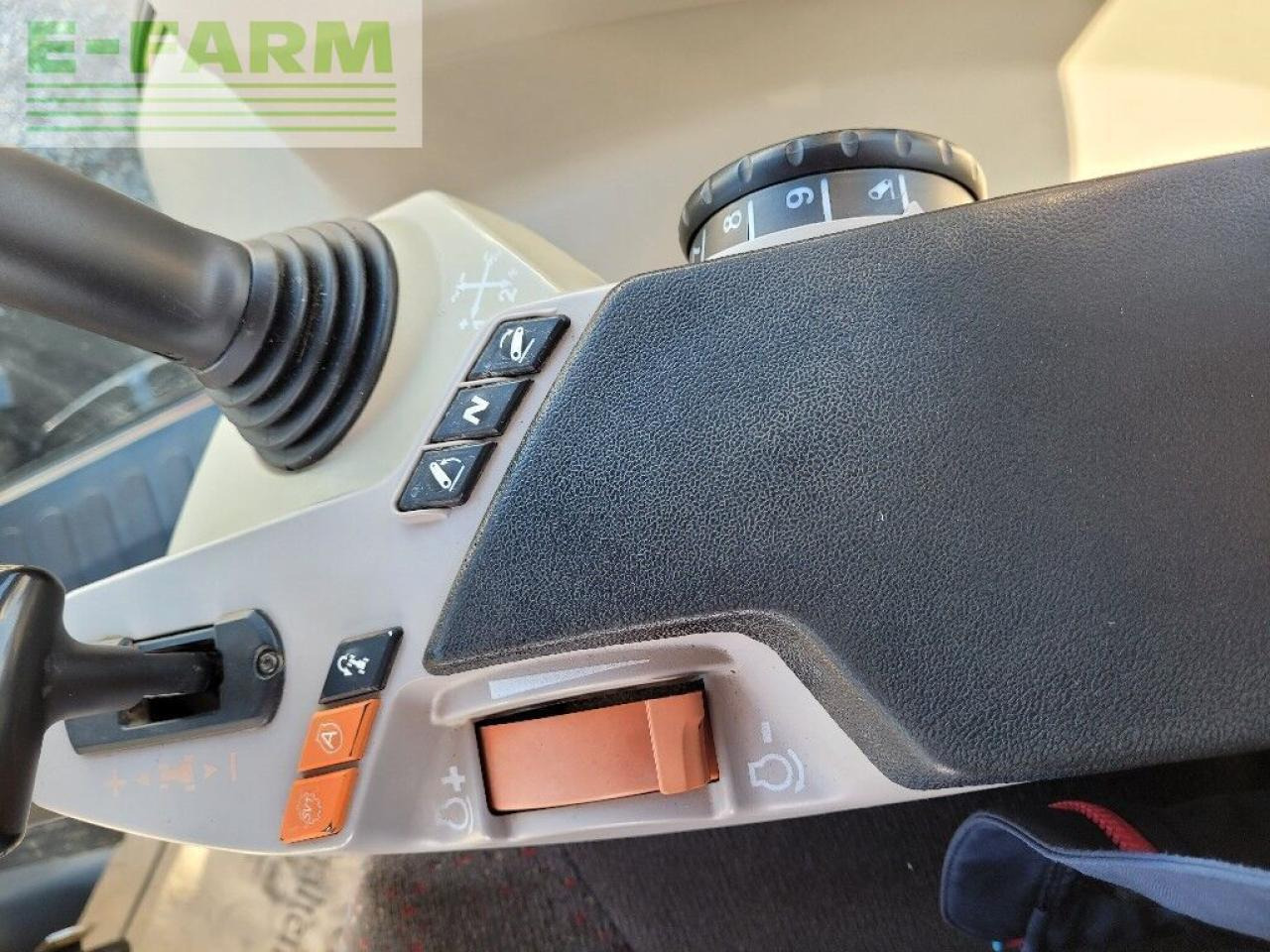 Massey Ferguson 7618 - Traktorius: foto 5 Massey Ferguson 7618 - Traktorius: foto 5