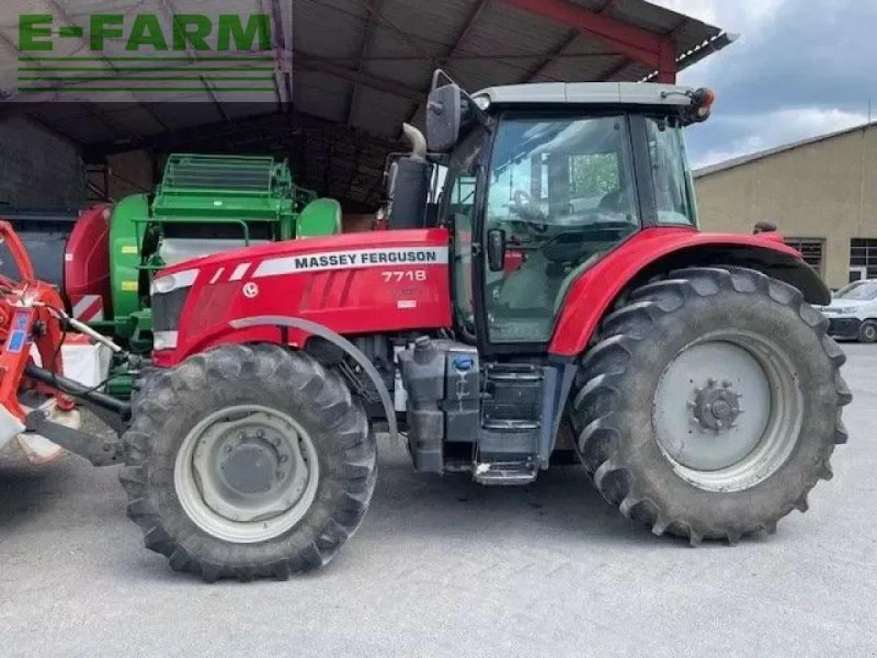 Massey Ferguson 7718 - Traktorius: foto 1 Massey Ferguson 7718 - Traktorius: foto 1