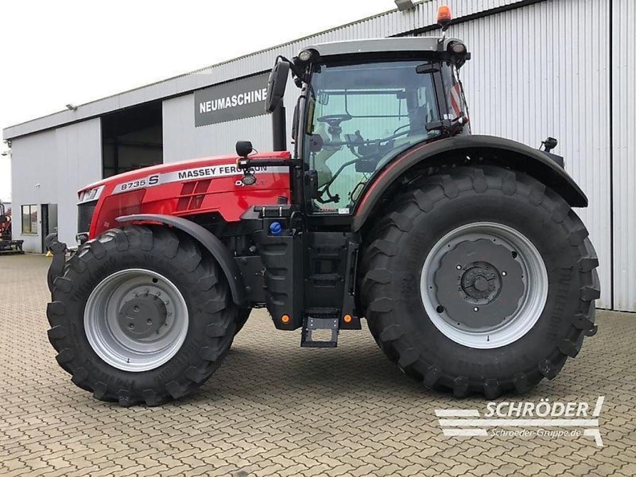 Massey Ferguson 8735 s dyna-vt new exclusive Exclusive - Traktorius: foto 5 Massey Ferguson 8735 s dyna-vt new exclusive Exclusive - Traktorius: foto 5