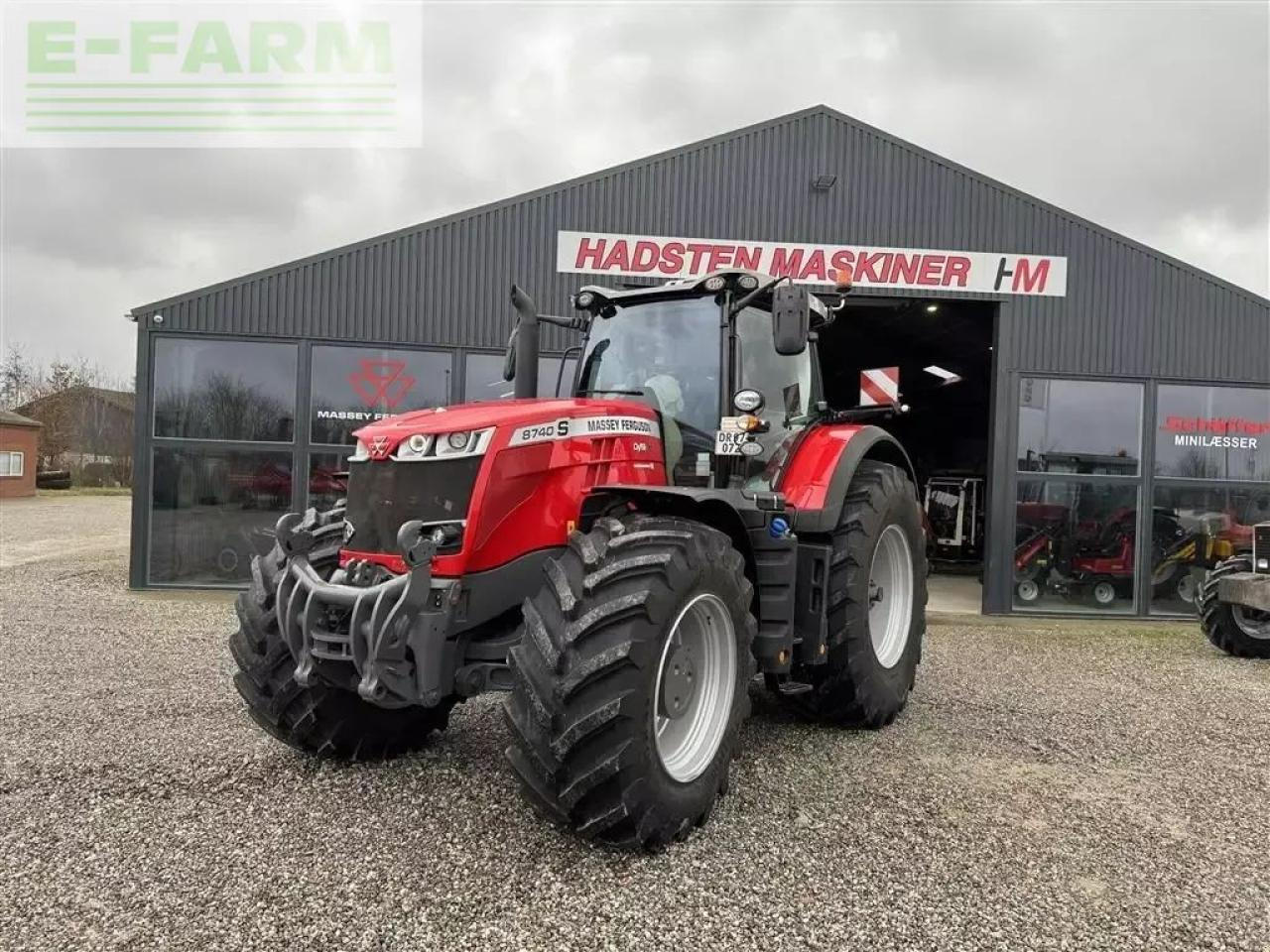 Massey Ferguson 8740s dyna vt exclusive Exclusive - Traktorius: foto 1 Massey Ferguson 8740s dyna vt exclusive Exclusive - Traktorius: foto 1