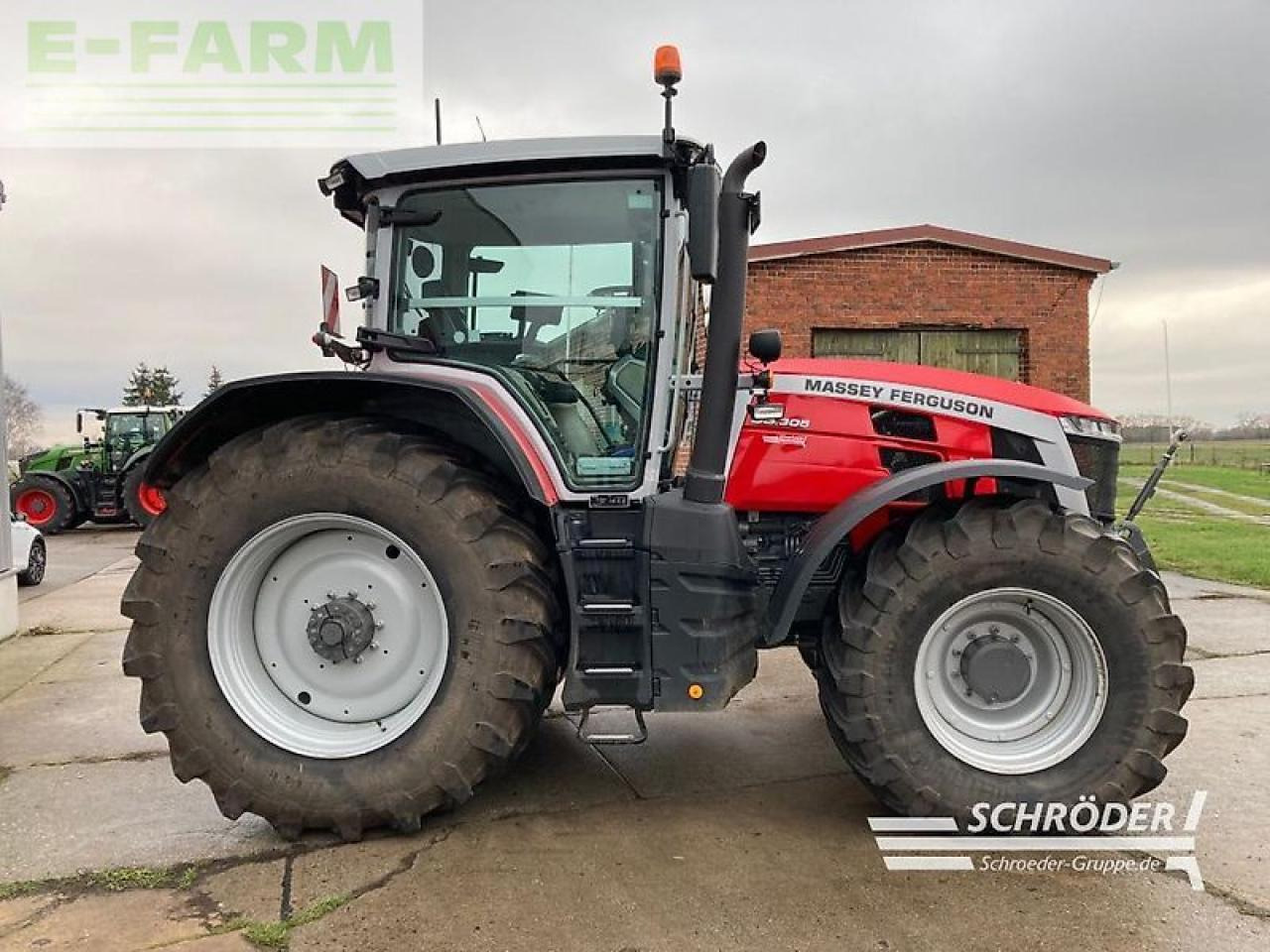 Massey Ferguson 8s.305 dyna-vt exclusive Exclusive - Traktorius: foto 5 Massey Ferguson 8s.305 dyna-vt exclusive Exclusive - Traktorius: foto 5