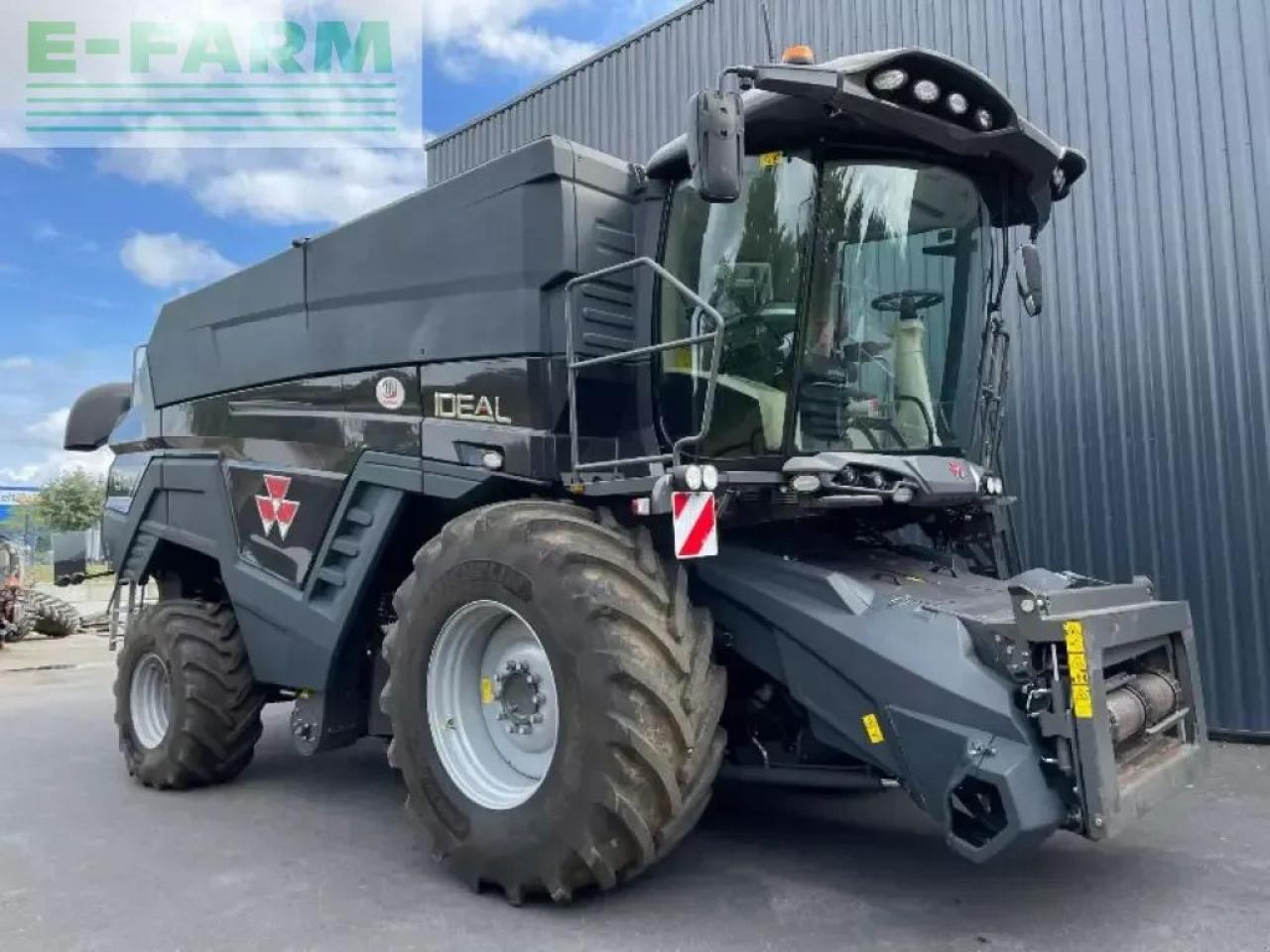 Massey Ferguson ideal 8 pl - Derliaus nuėmimo kombainas: foto 2 Massey Ferguson ideal 8 pl - Derliaus nuėmimo kombainas: foto 2