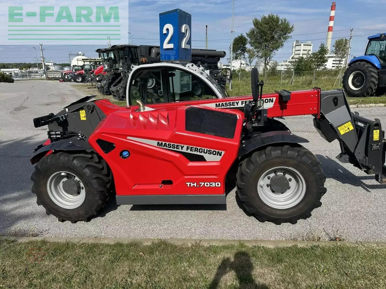 Massey Ferguson massey ferguson th.7030lp s5 - Teleskopinis krautuvas: foto 3 Massey Ferguson massey ferguson th.7030lp s5 - Teleskopinis krautuvas: foto 3