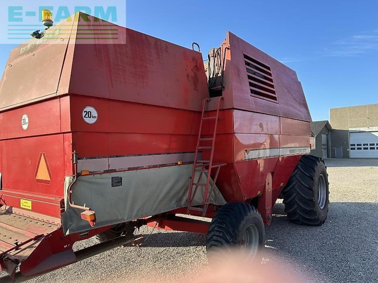 Massey Ferguson mf 38 dv 1 - Derliaus nuėmimo kombainas: foto 4 Massey Ferguson mf 38 dv 1 - Derliaus nuėmimo kombainas: foto 4