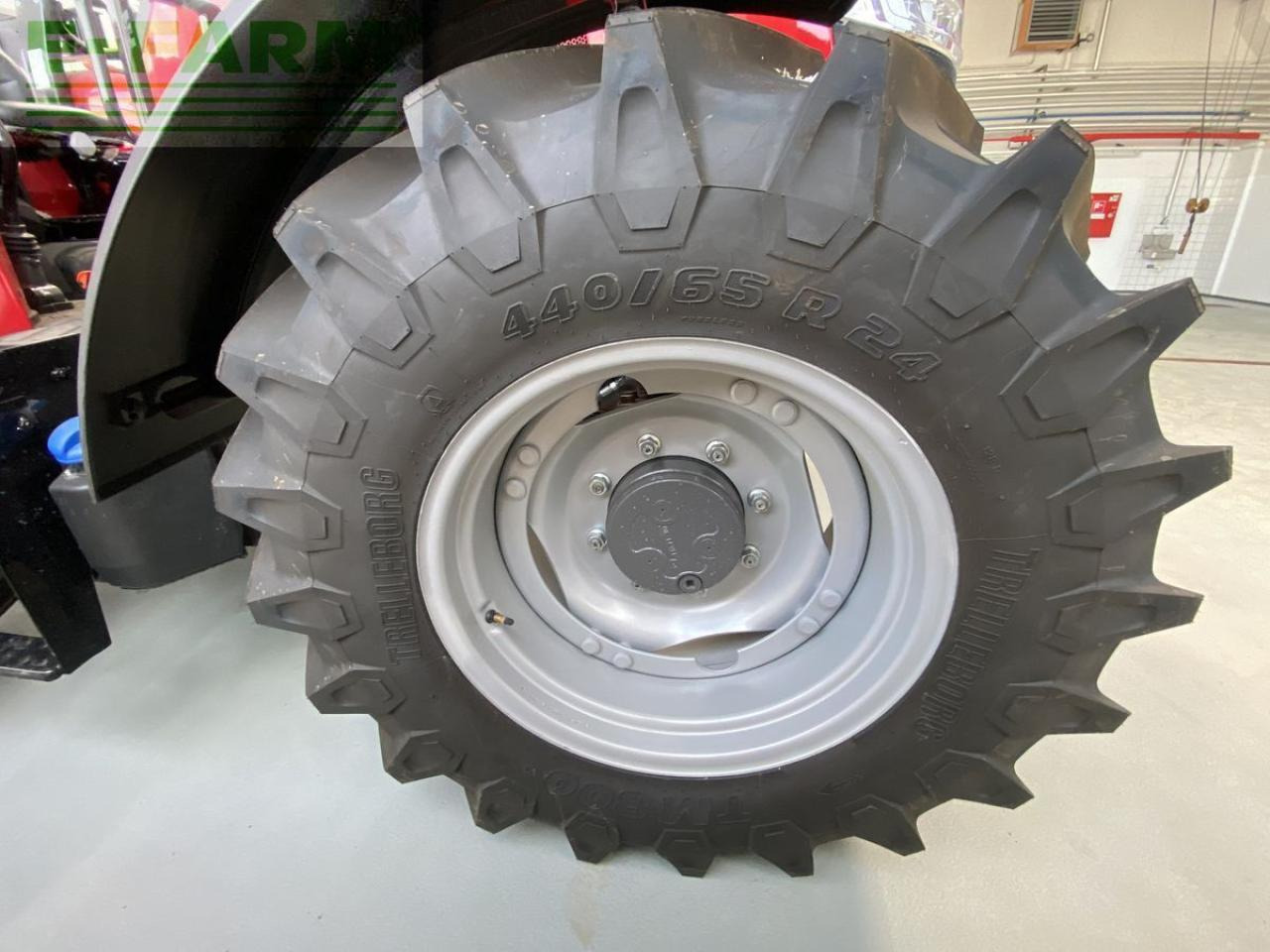 Massey Ferguson mf 4708 m plattform - Traktorius: foto 5 Massey Ferguson mf 4708 m plattform - Traktorius: foto 5