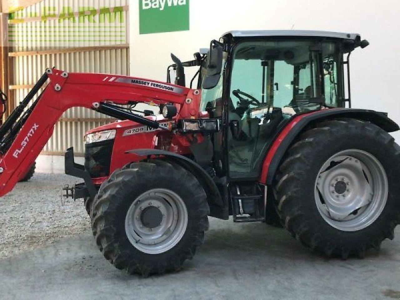 Massey Ferguson mf 4709 m dyna-2 essential - Traktorius: foto 3 Massey Ferguson mf 4709 m dyna-2 essential - Traktorius: foto 3