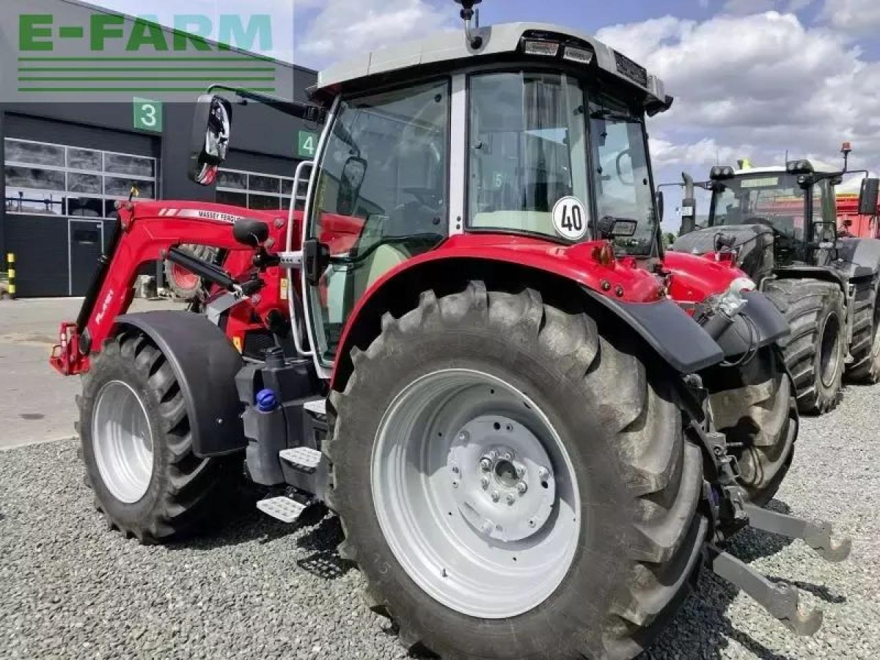Massey Ferguson mf 5s.145 dyna-6 exclusive mas Exclusive - Traktorius: foto 3 Massey Ferguson mf 5s.145 dyna-6 exclusive mas Exclusive - Traktorius: foto 3
