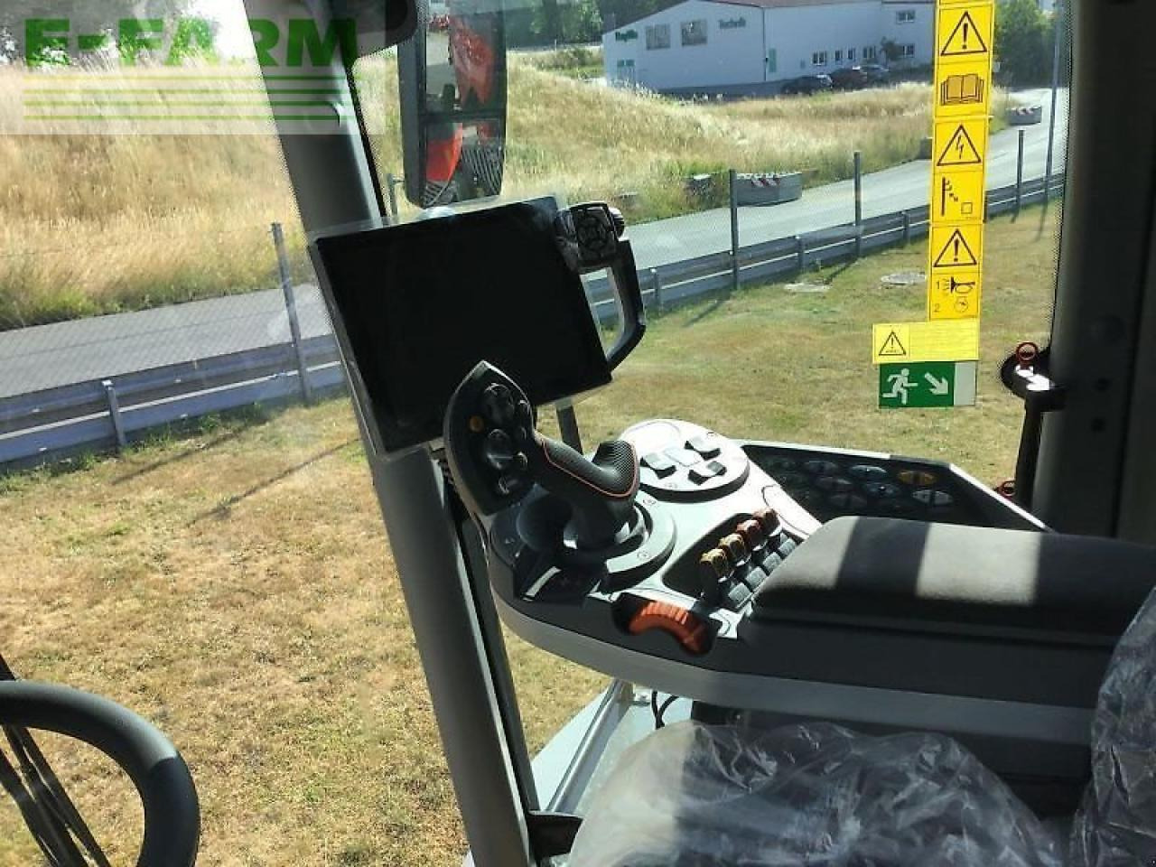 Massey Ferguson mf 7360pl beta mähdrescher mas - Derliaus nuėmimo kombainas: foto 5 Massey Ferguson mf 7360pl beta mähdrescher mas - Derliaus nuėmimo kombainas: foto 5