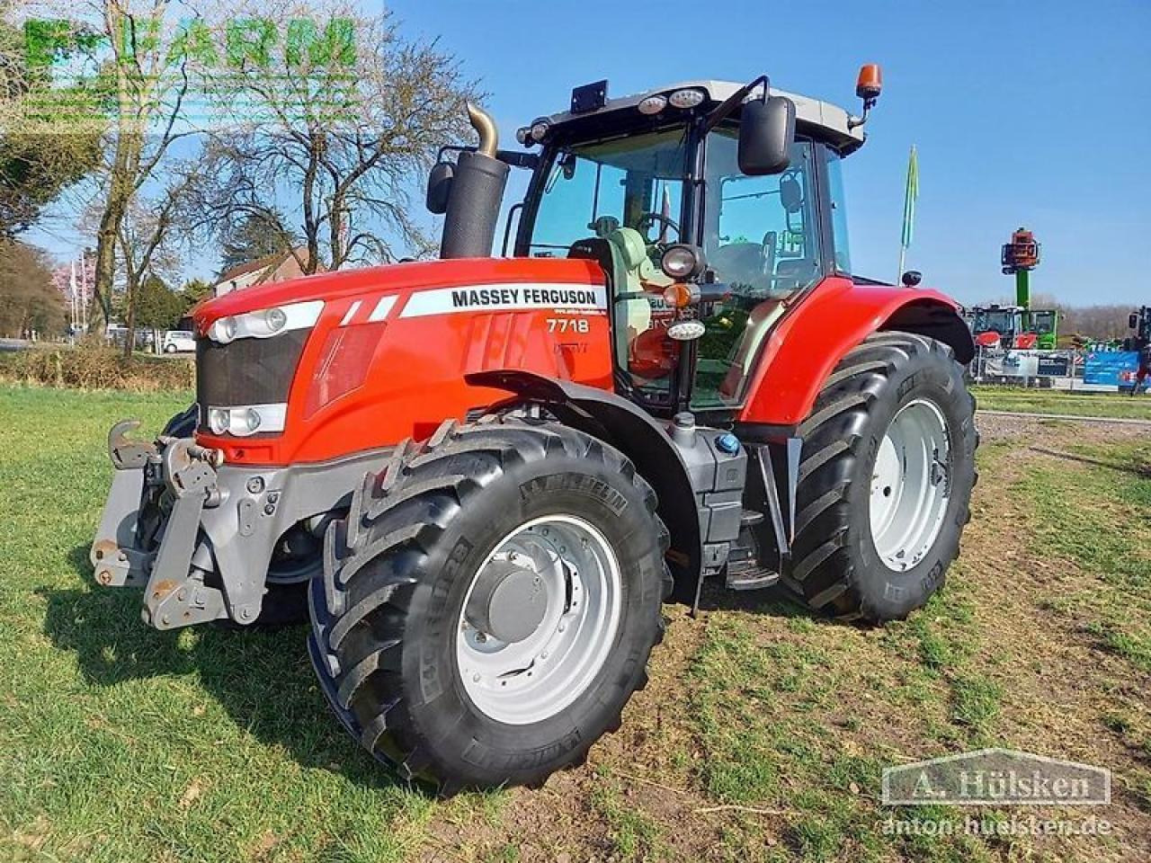 Massey Ferguson mf 7718 dyna-vt exclusive Exclusive - Traktorius: foto 3 Massey Ferguson mf 7718 dyna-vt exclusive Exclusive - Traktorius: foto 3