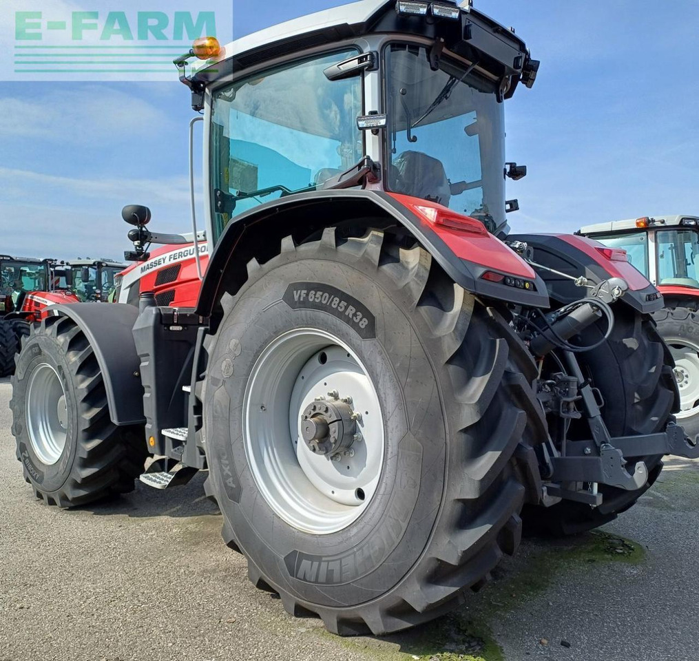 Massey Ferguson mf 8s.225 - Traktorius: foto 5 Massey Ferguson mf 8s.225 - Traktorius: foto 5
