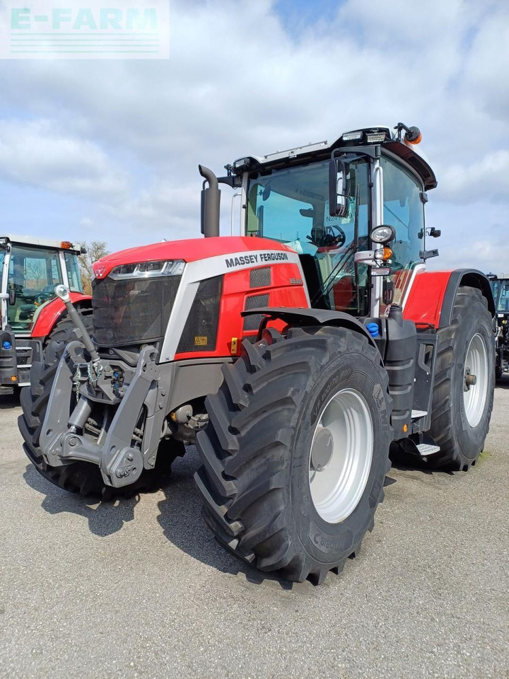 Massey Ferguson mf 8s.225 - Traktorius: foto 1 Massey Ferguson mf 8s.225 - Traktorius: foto 1