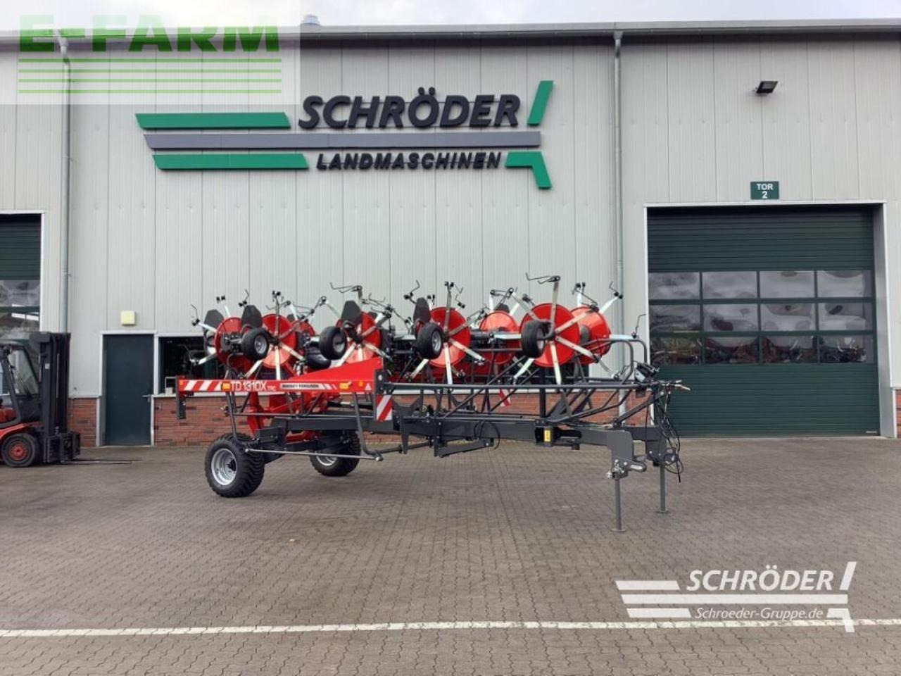 Massey Ferguson td 1310x trc (lotus 1250 t) - Šieno grėblys/ Vartytuvas: foto 1 Massey Ferguson td 1310x trc (lotus 1250 t) - Šieno grėblys/ Vartytuvas: foto 1