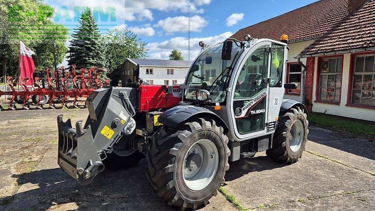 Massey Ferguson th.8043 - Teleskopinis krautuvas: foto 3 Massey Ferguson th.8043 - Teleskopinis krautuvas: foto 3