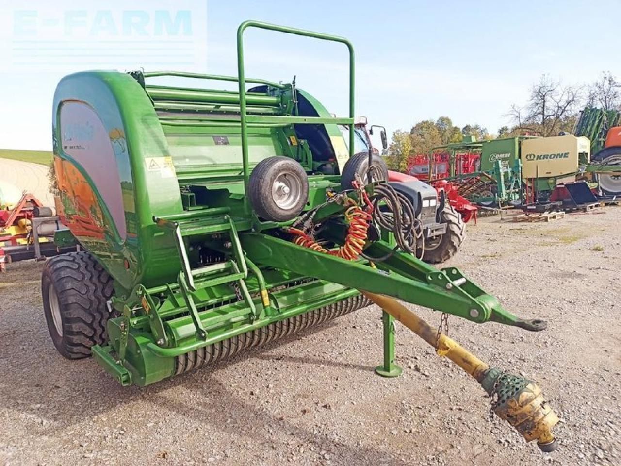 Mc Hale f5500 rundballenpresse - Stačiakampių ryšulių presas: foto 3 Mc Hale f5500 rundballenpresse - Stačiakampių ryšulių presas: foto 3