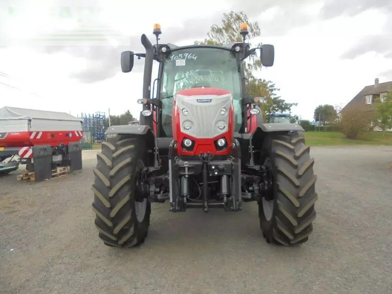 McCormick x6-415m - Traktorius: foto 3 McCormick x6-415m - Traktorius: foto 3