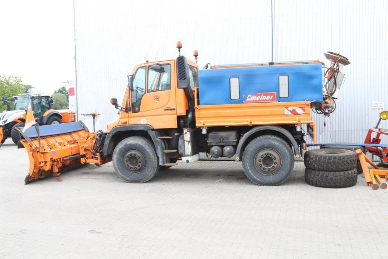 Mercedes-Benz unimog u 400 - Sniego valymo mašina: foto 4 Mercedes-Benz unimog u 400 - Sniego valymo mašina: foto 4