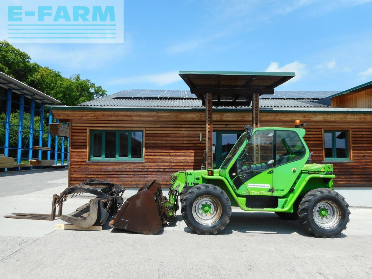 Merlo p33.7kt mit schaufel + greiferschaufel + gabel - Teleskopinis krautuvas: foto 1 Merlo p33.7kt mit schaufel + greiferschaufel + gabel - Teleskopinis krautuvas: foto 1