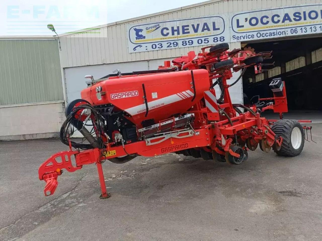 Mustang gigante pressure 400 - Tikslaus išsėjimo sėjamoji: foto 3 Mustang gigante pressure 400 - Tikslaus išsėjimo sėjamoji: foto 3