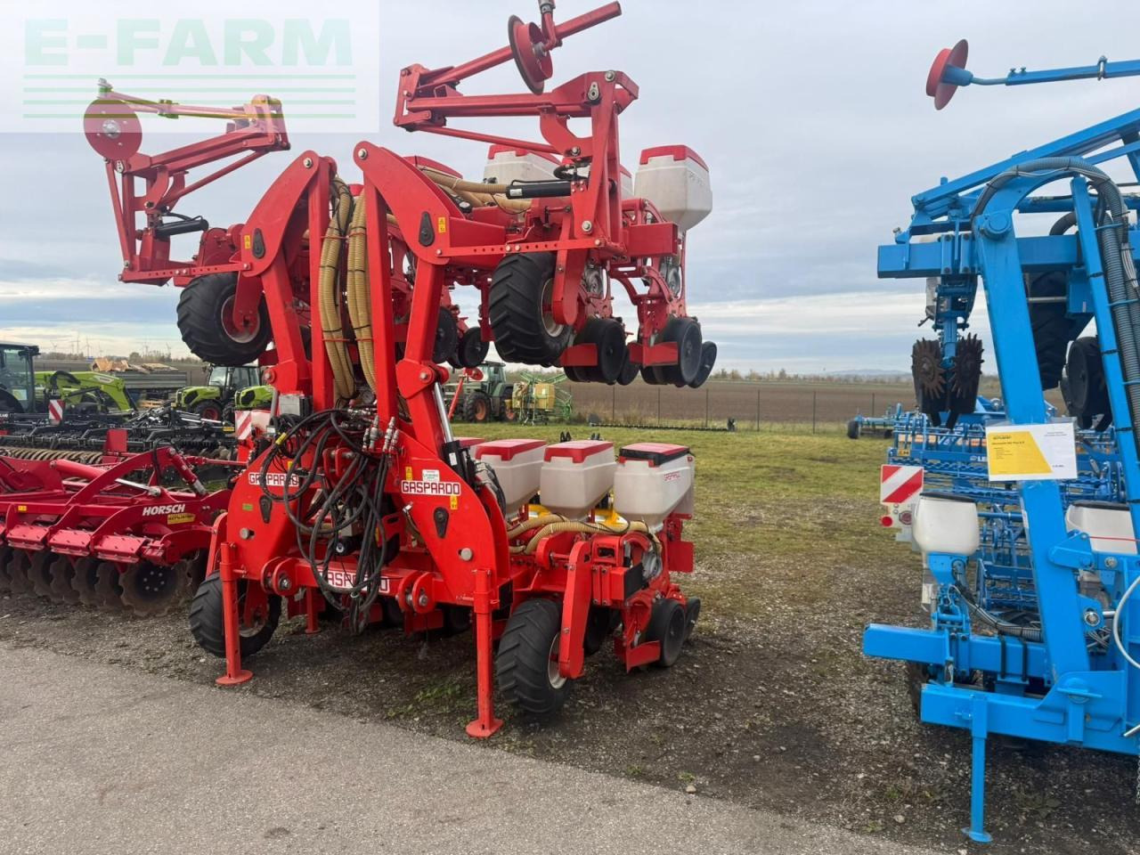 Mustang manta 12 x 50 - Tikslaus išsėjimo sėjamoji: foto 1 Mustang manta 12 x 50 - Tikslaus išsėjimo sėjamoji: foto 1