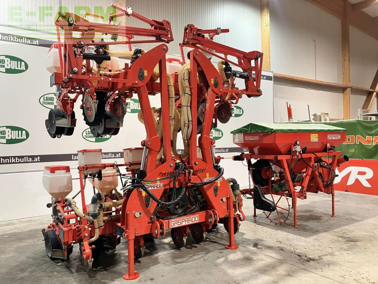 Mustang manta mtr 9-reihig mit fronttank pa - Tikslaus išsėjimo sėjamoji: foto 2 Mustang manta mtr 9-reihig mit fronttank pa - Tikslaus išsėjimo sėjamoji: foto 2