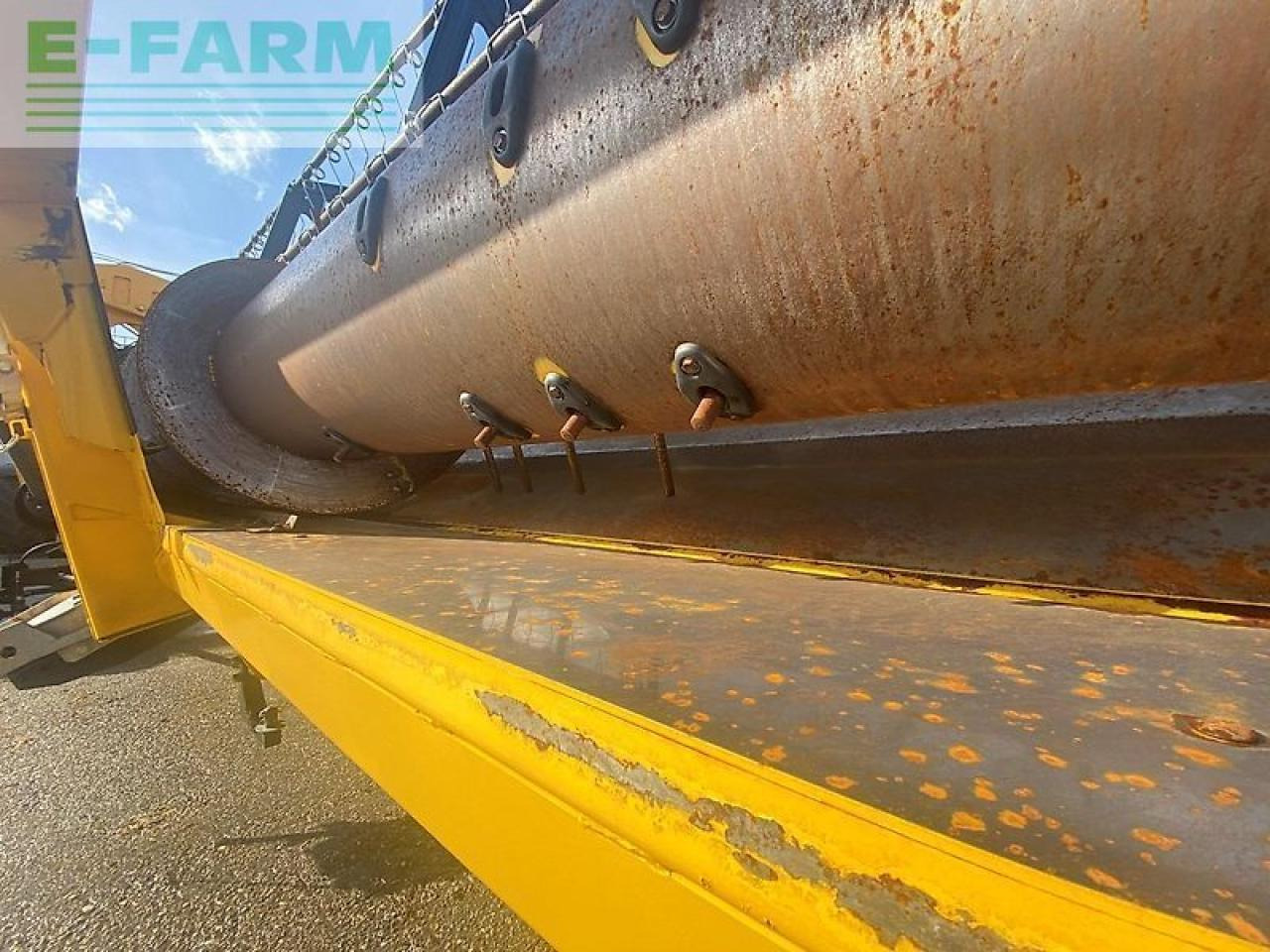Įranga už pašarų kombainai New Holland 35v varifeed: foto 19