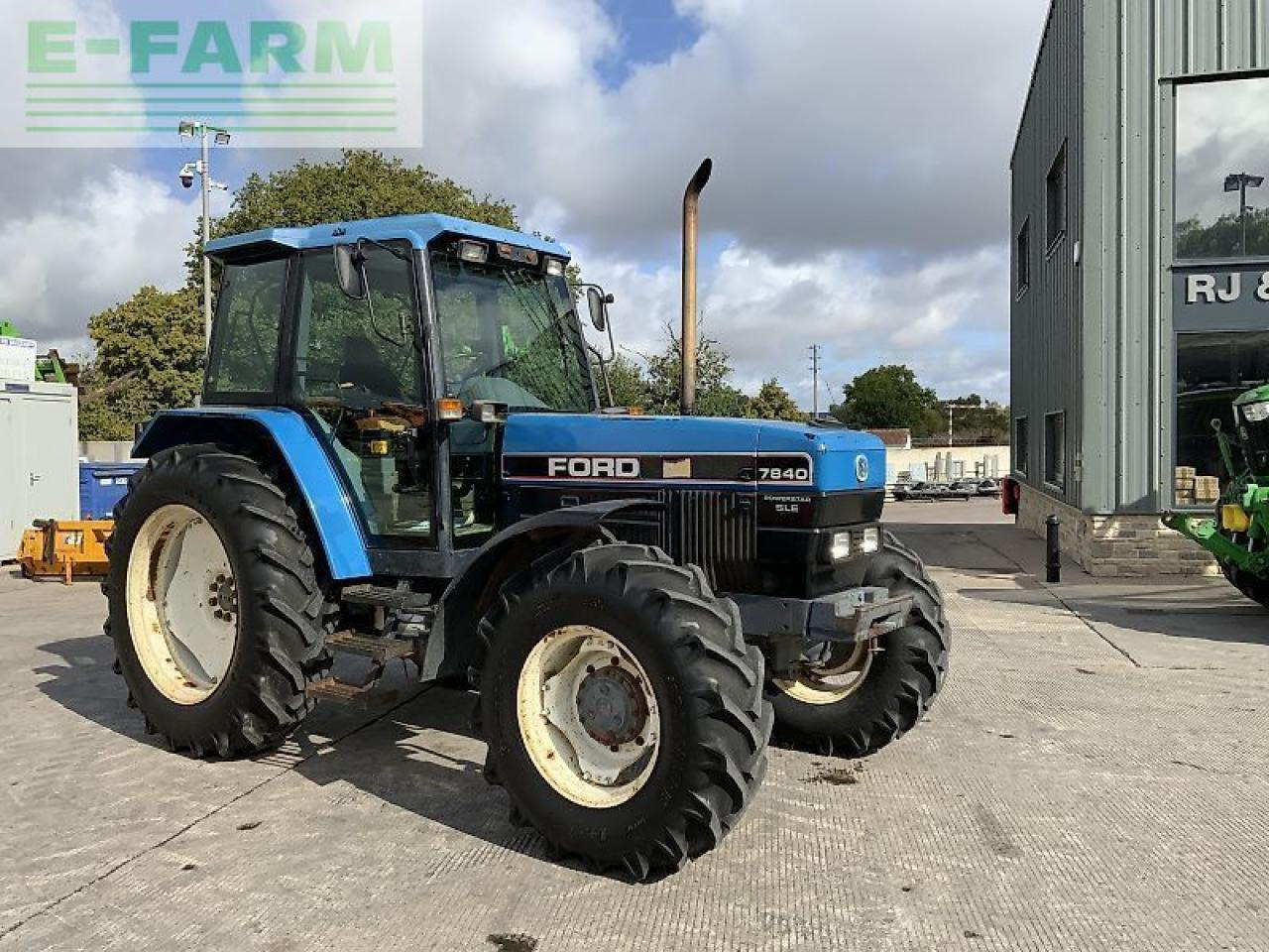 New Holland 7840 power star sle tractor (st24084) - Traktorius: foto 2 New Holland 7840 power star sle tractor (st24084) - Traktorius: foto 2