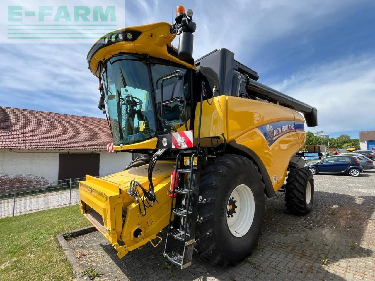 New Holland CX 6.90 - Derliaus nuėmimo kombainas: foto 2 New Holland CX 6.90 - Derliaus nuėmimo kombainas: foto 2