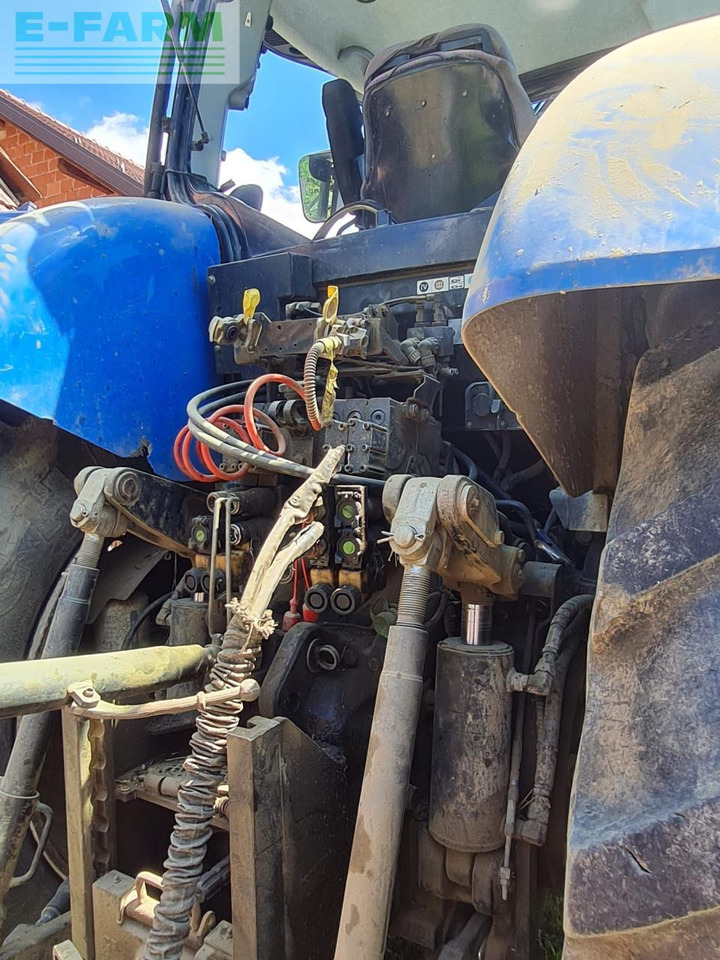 New Holland T7050 - Traktorius: foto 2 New Holland T7050 - Traktorius: foto 2