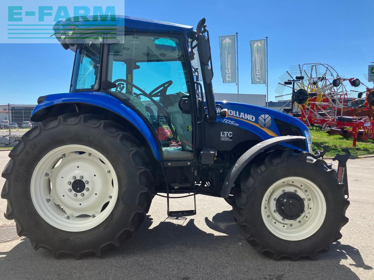 New Holland TD5.85 - Traktorius: foto 5 New Holland TD5.85 - Traktorius: foto 5