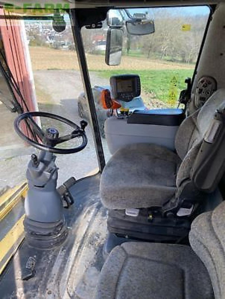 Derliaus nuėmimo kombainas New Holland cx 8090: foto 9