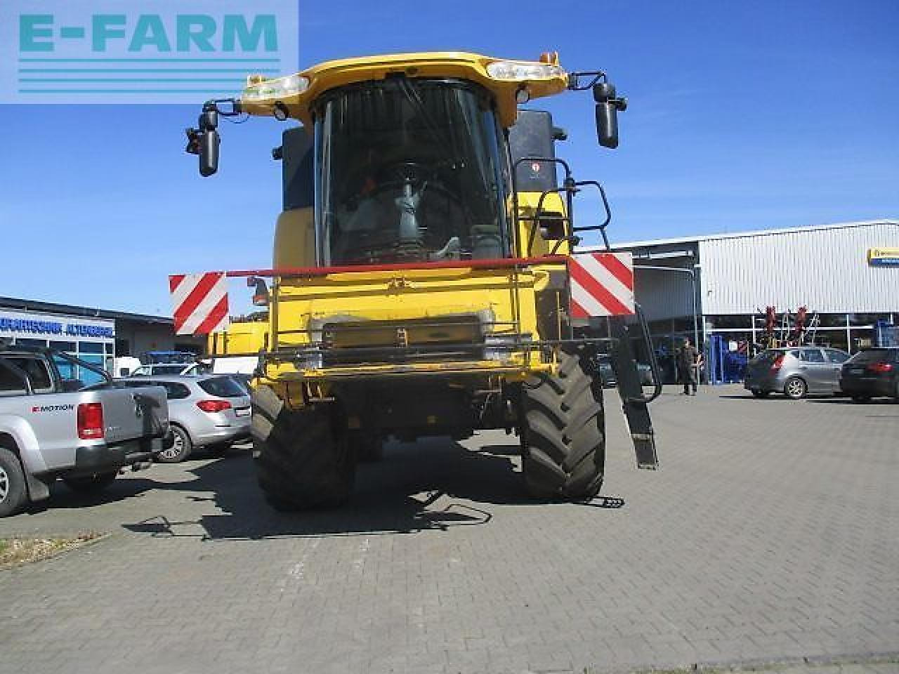 New Holland cx740 / cx 740 - Derliaus nuėmimo kombainas: foto 3 New Holland cx740 / cx 740 - Derliaus nuėmimo kombainas: foto 3