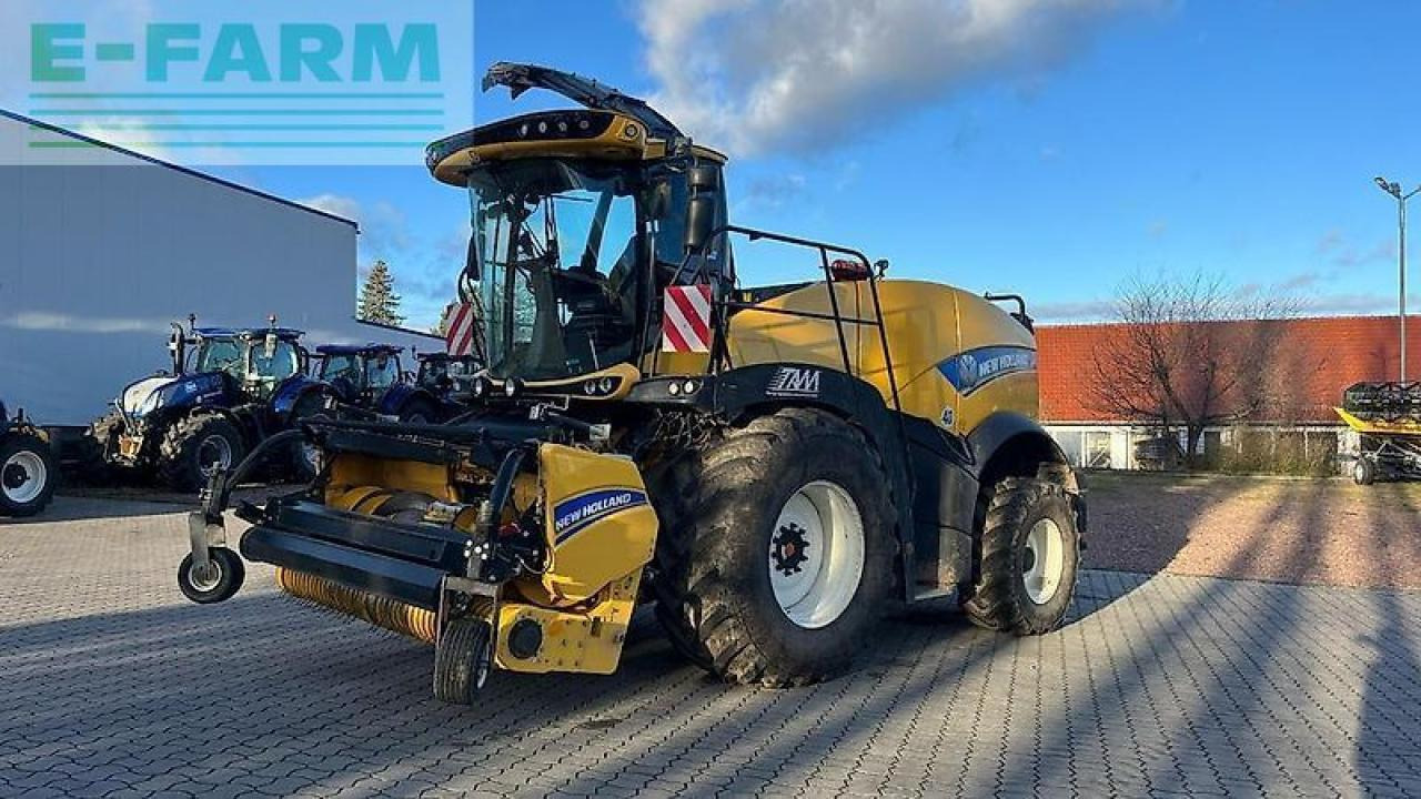 New Holland fr 550 häcksler inkl. pickup + maisgebiss bruttopreis - Pašarų kombainas: foto 3 New Holland fr 550 häcksler inkl. pickup + maisgebiss bruttopreis - Pašarų kombainas: foto 3